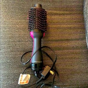 Revlon 3-in-1 Styler, Dryer and Volumizer Brush